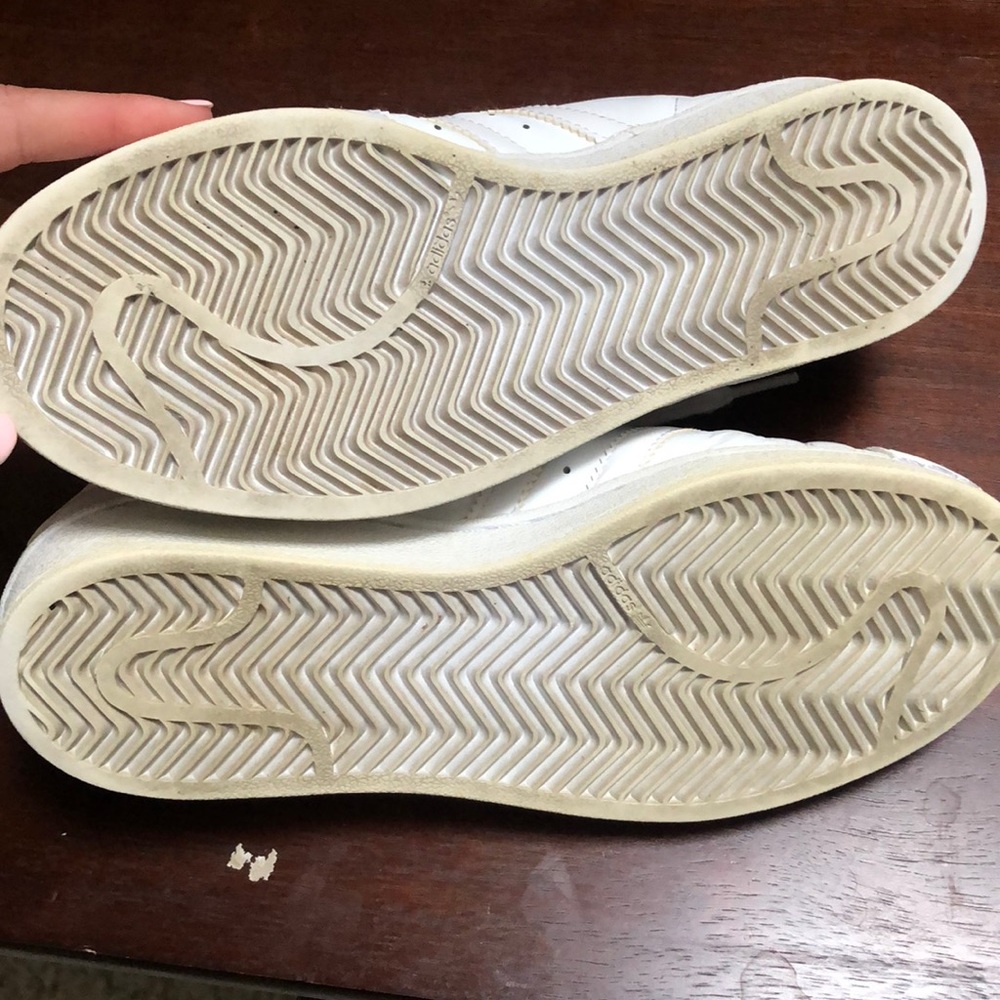 Shell Shoes - Picture 3 of 4